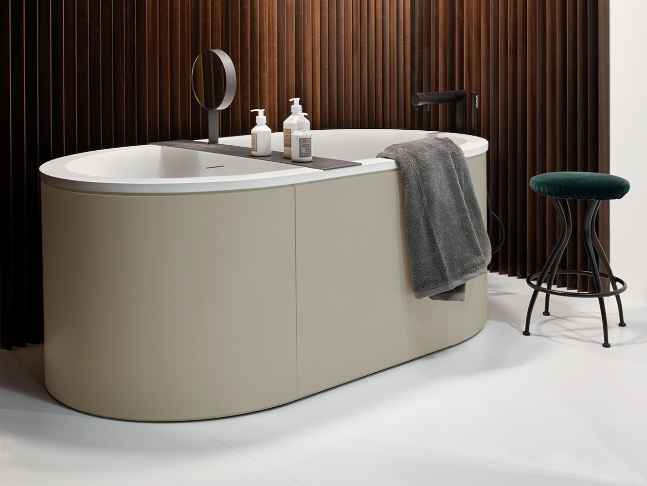 CIBELE-BI+CIBATC-AV ванна Cibele LivingTec cielo Arcadia Ceramica Cielo 