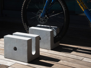 Бетонные велосипедные стойки