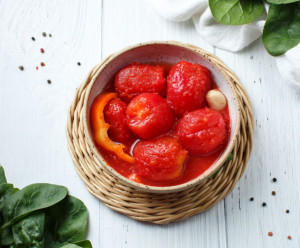 3733 Помидоры очищенные в собственном соку Зинаида и Сергей Белан