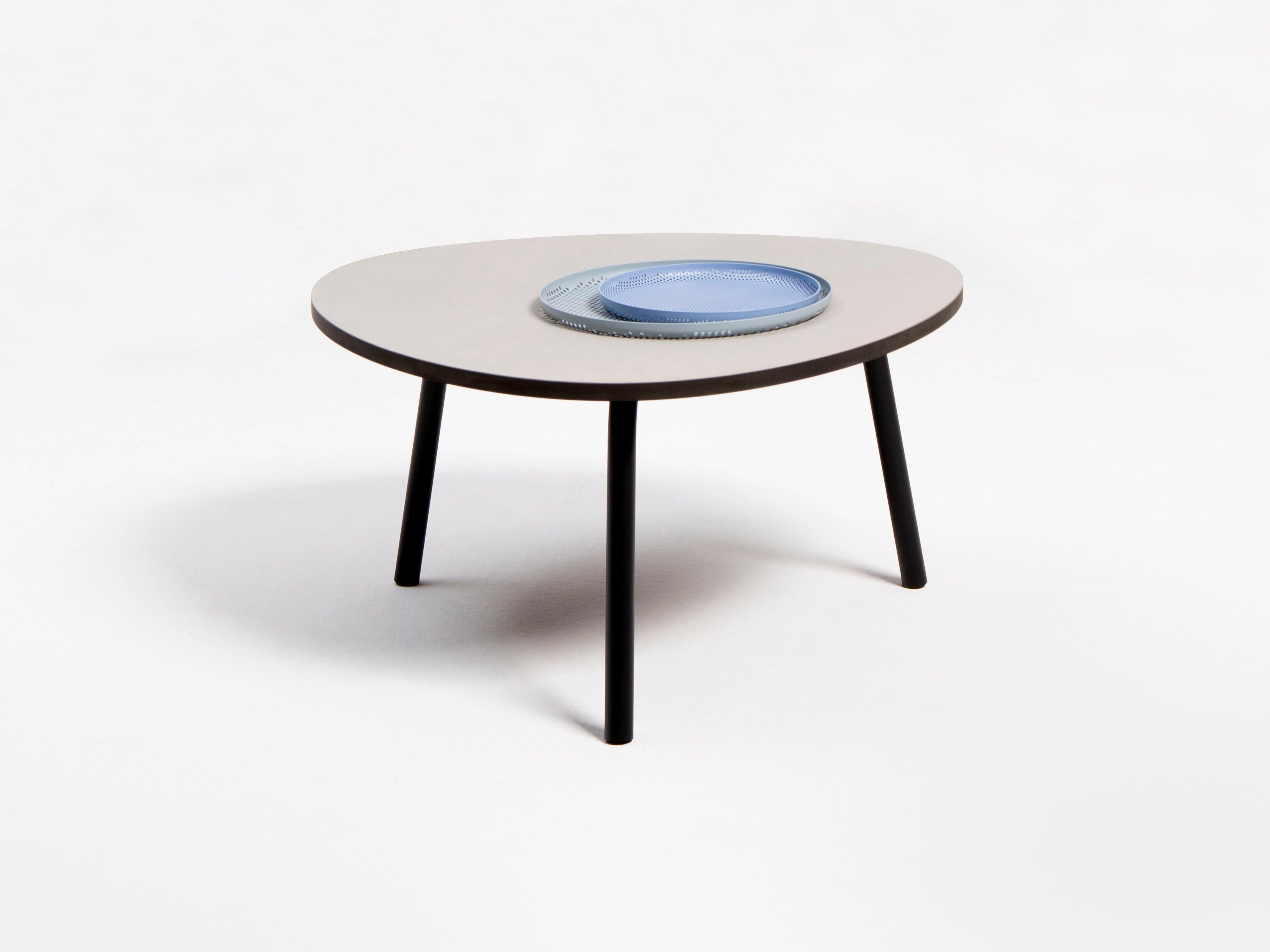 Журнальный столик из стали и дерева Cascando Pully ARCH-00109264 - Вид №1