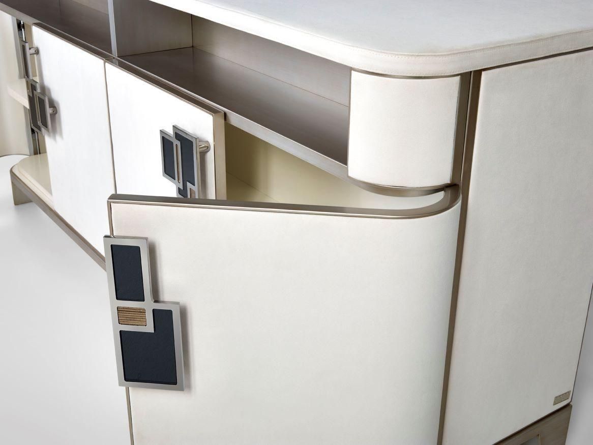 Кожаный шкаф для телевизора с распашными дверцами Sicis Dongiovanni ARCH-00110026 - Вид №2