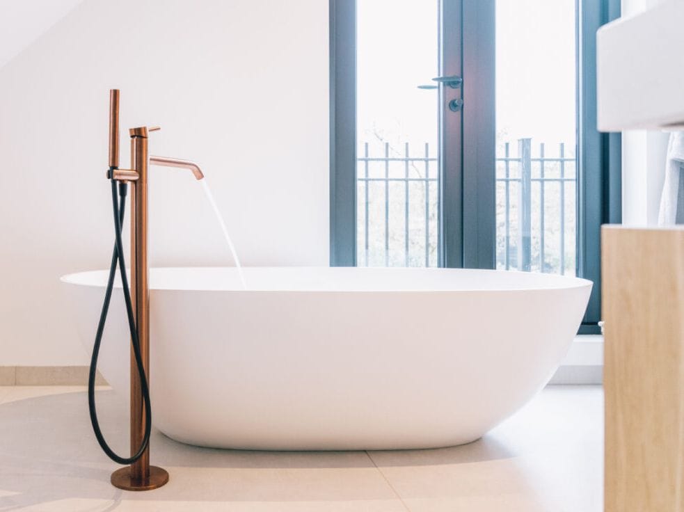 Овальная ванна в центре комнаты JEE-O Slimline ARCH-00089104 - Вид №3