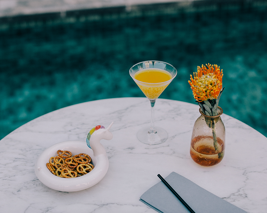 DYFLOSBUN Блюдо сервировочное , floatie unicorn, 11х16х18 см Doiy  - Вид №1