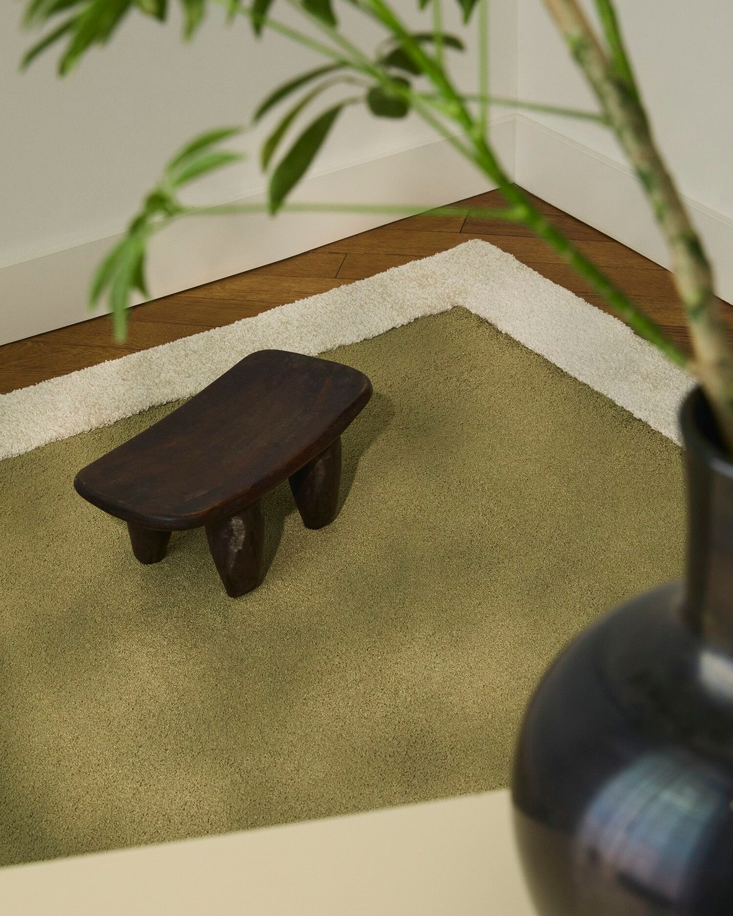 Ковер ручной работы с геометрическим рисунком Besana Moquette FRAME ARCH-00016820