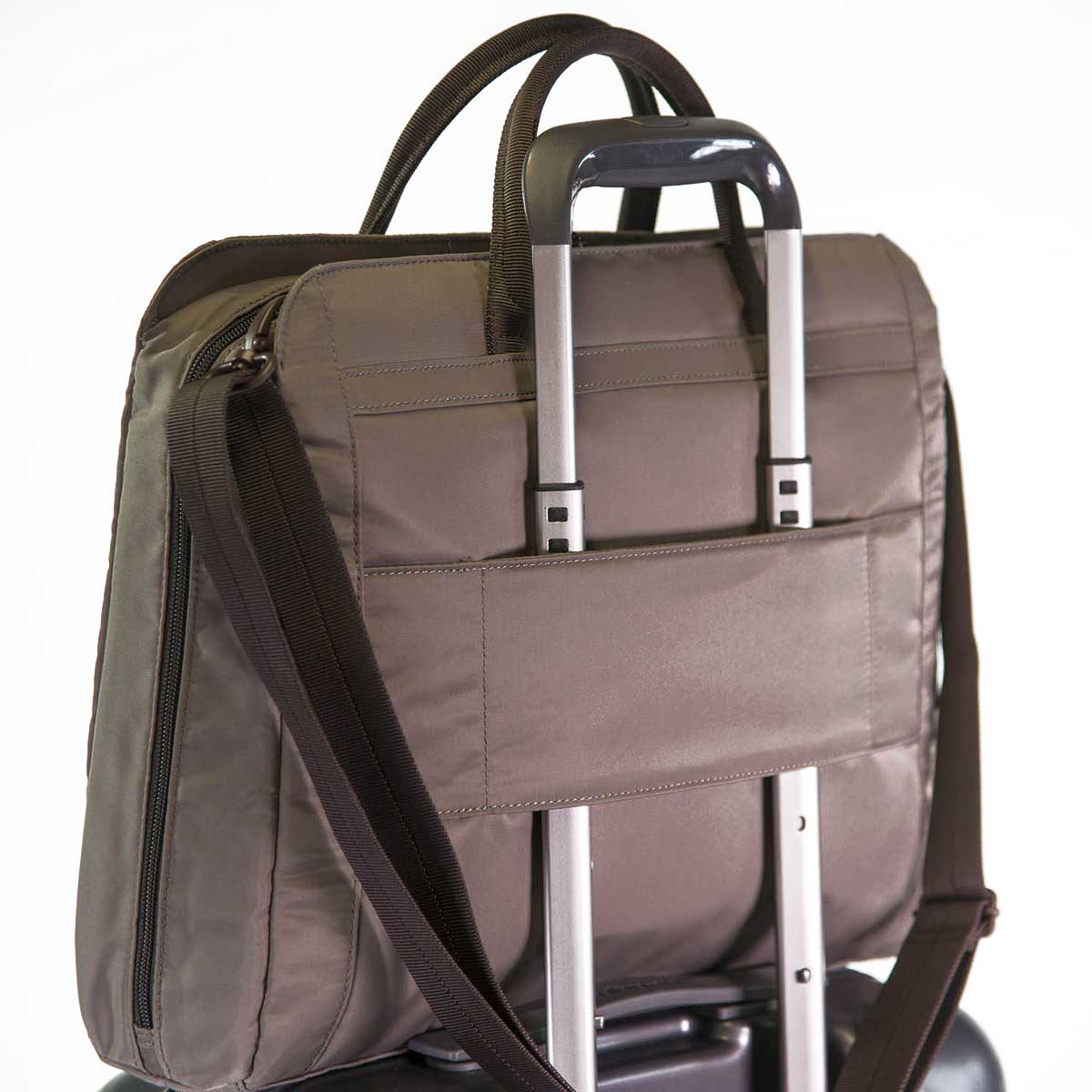 HIC188/316-05 Сумка HIC188 Essence 15 RFID Hedgren Inner City  - Вид №12