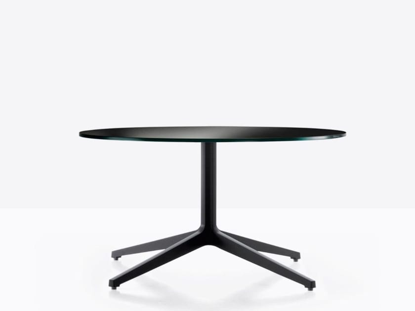 Круглый стол с металлическим основанием Pedrali Ypsilon ARCH-00140969