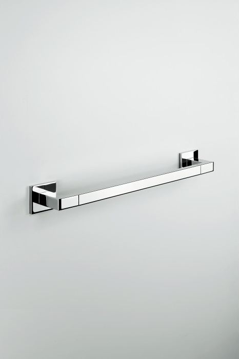 B3709 BasicQ Полотенцедержатель 41 см COLOMBO Basic Q Colombo Design