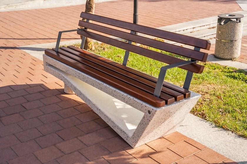 ENCHO ENCHEV - ETE Скамейка из бетона и дерева со спинкой  120  - Вид №3