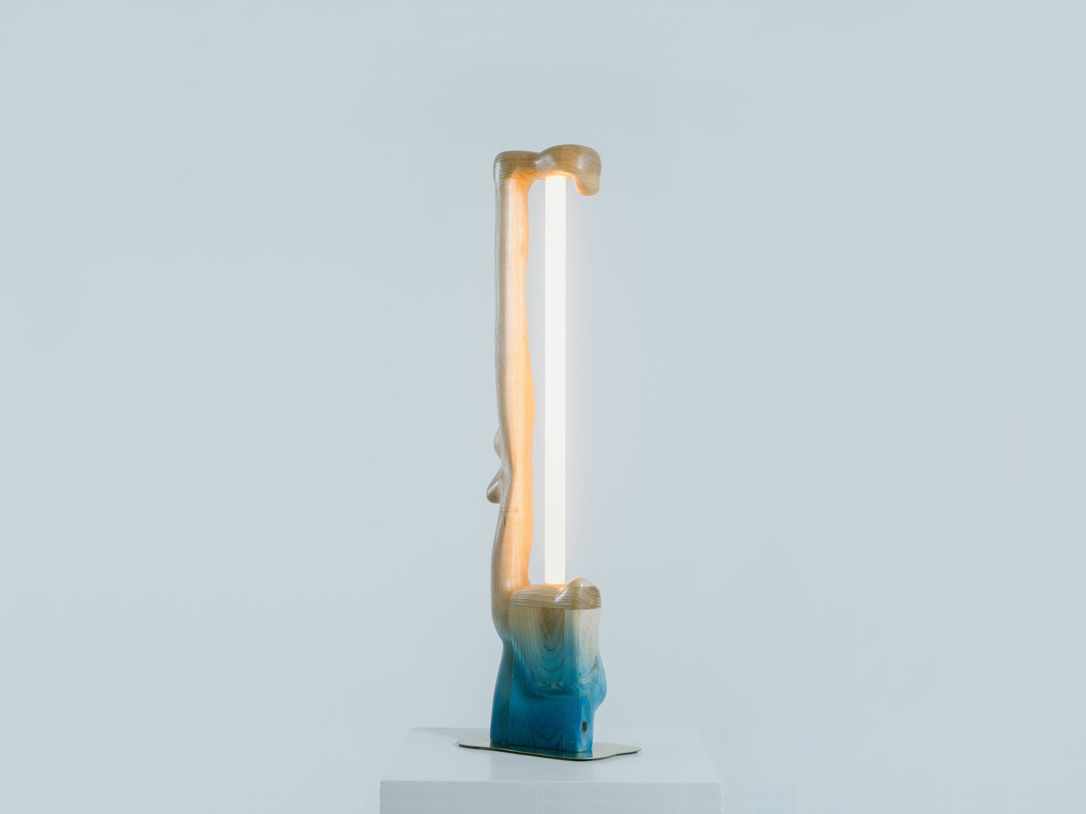 Настольная лампа из ясеня LO Contemporary The Blueprint ARCH-00108908