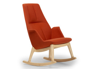 Кресло-качалка из ткани с подлокотниками