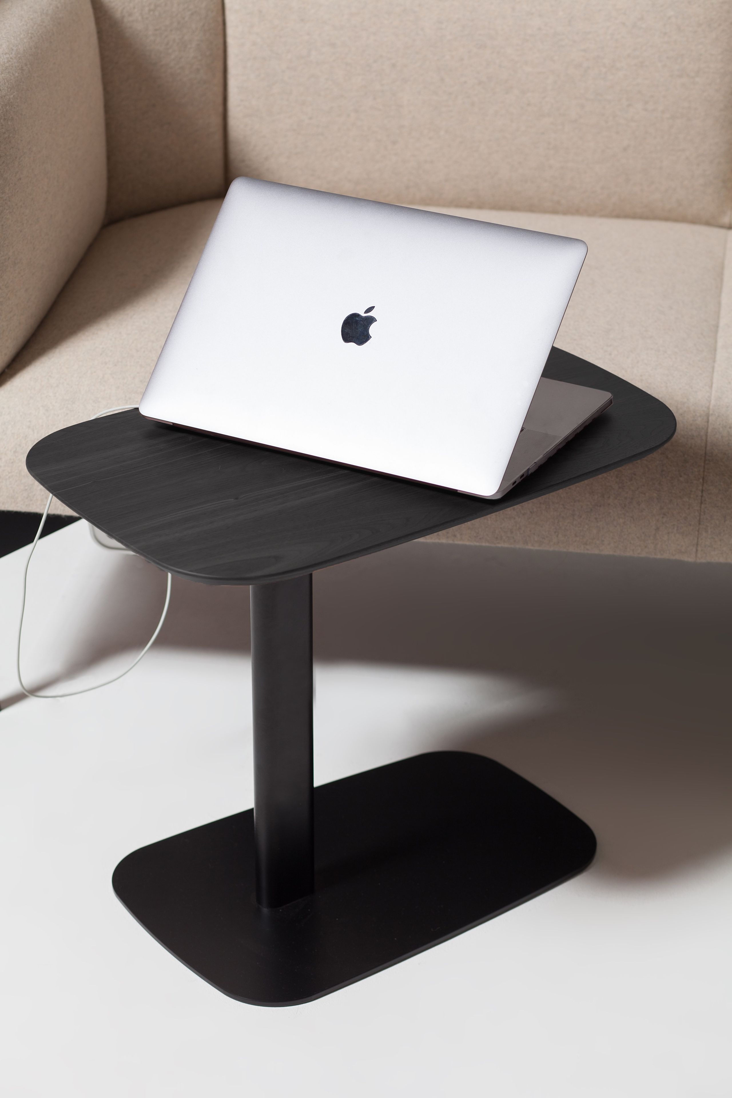 Высокий журнальный столик обслуживания Manerba Kokoro ARCH-00126766 - Вид №1