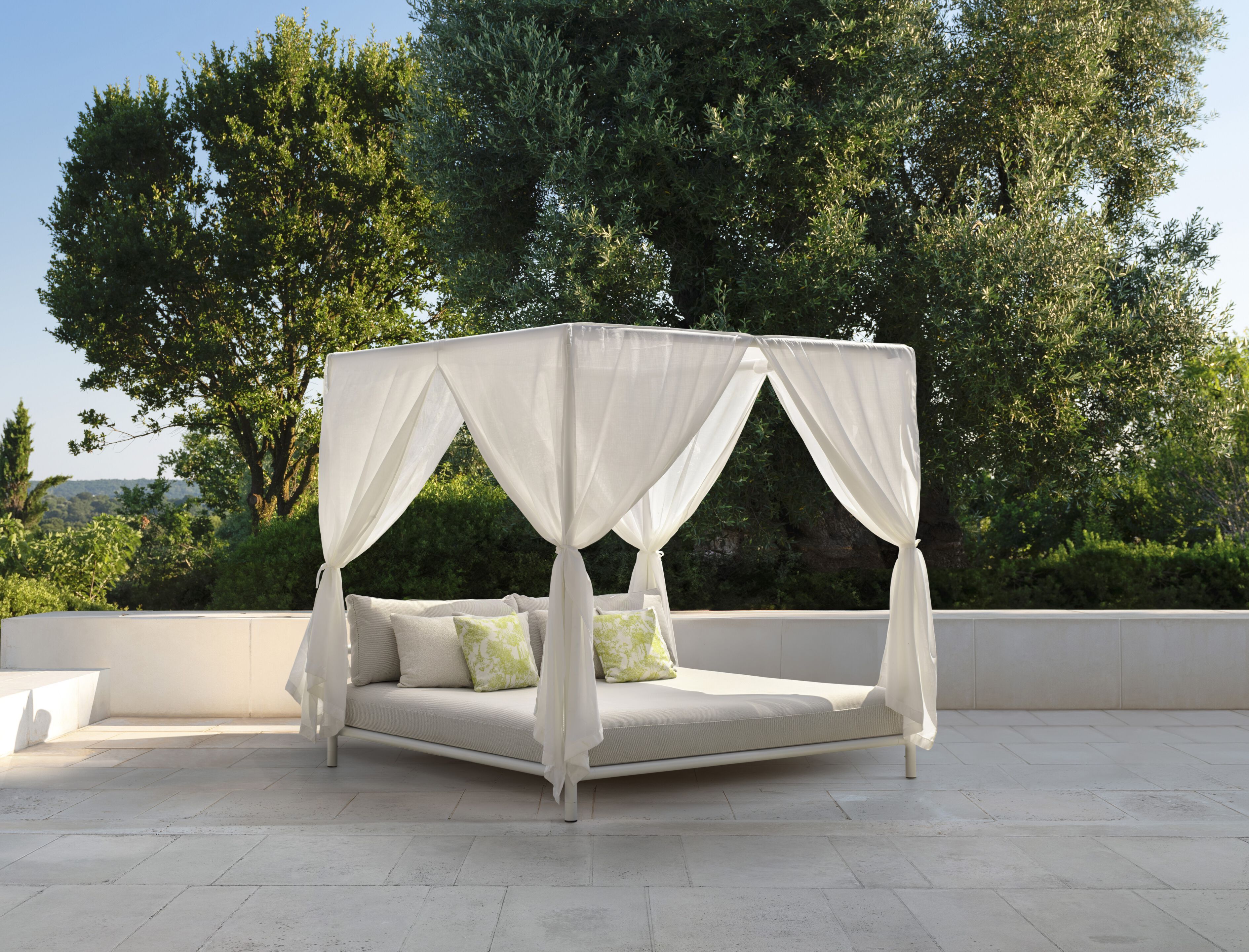 Садовая кровать из ткани с балдахином Talenti Salinas ARCH-00039808 - Вид №1