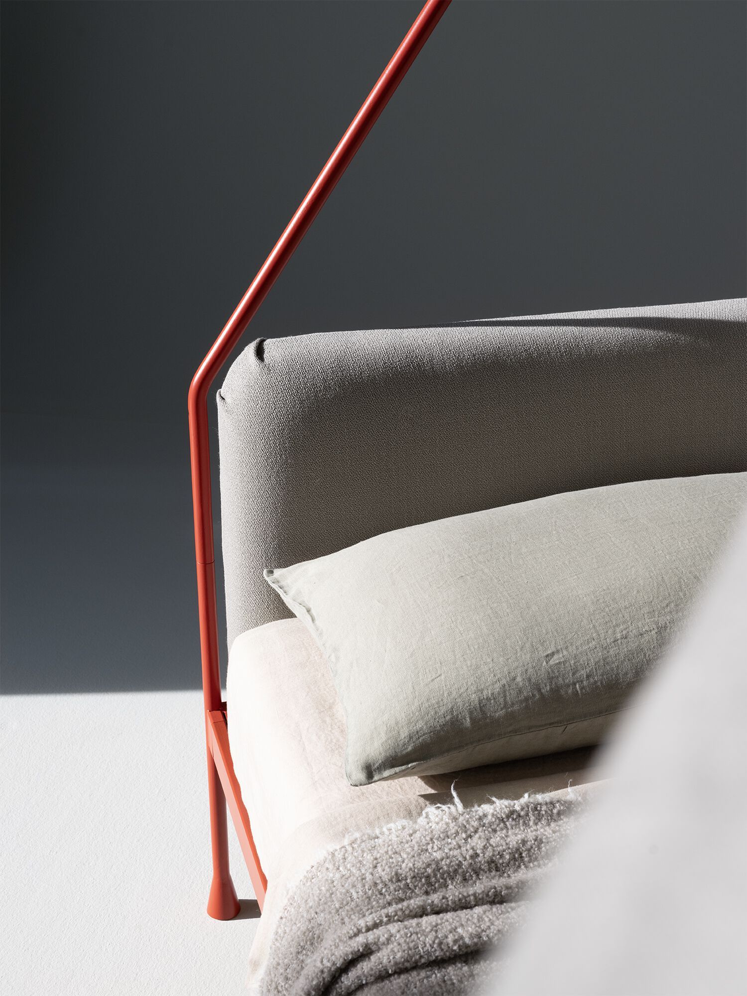 Двуспальная кровать из кованого железа с мягким изголовьем Lispi VETTA ARCH-00085027 - Вид №3