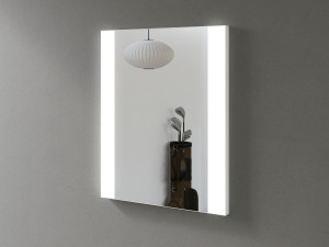 Прямоугольное зеркало со встроенным настенным освещением