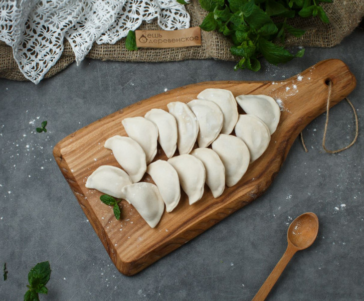 5775 Вареники с творогом и вишней Вкусляндия 