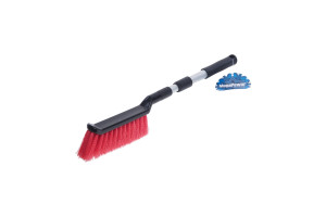 15952333 Телескопическая щетка для снега c обрезиненной ручкой 48-61см BLACK/RED M-71025RD Megapower