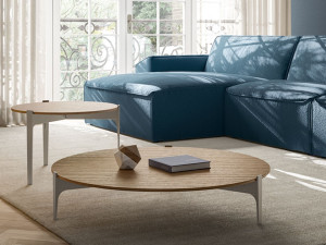 Круглый мраморный журнальный столик