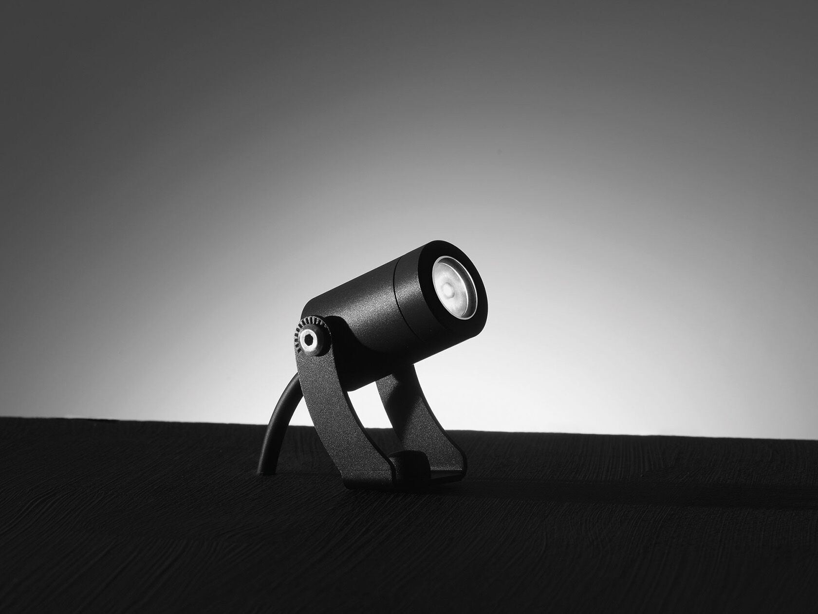 Алюминиевый регулируемый светодиодный наружный прожектор [LND] общие ARCH-00030713 - Вид №3