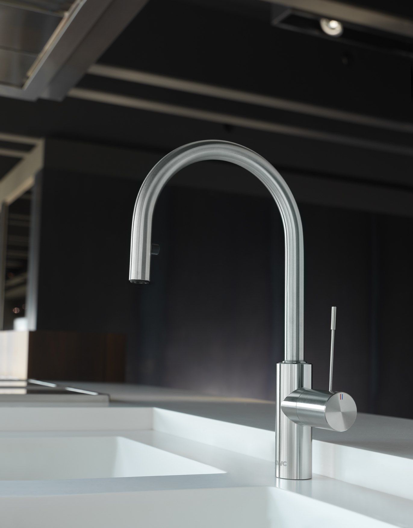 Смеситель для кухни из нержавеющей стали со съемным ручным душем KWC ONO ARCH-00002636 - Вид №8