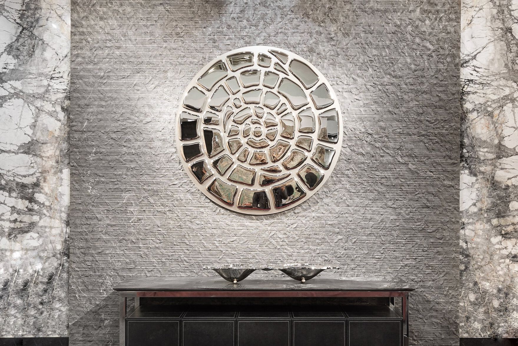 Декоративный предмет из зеркального стекла PlusObject SPIRAL ARCH-00104967 - Вид №1