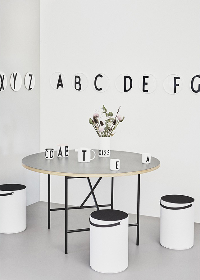 Фарфоровая тарелка Y Design Letters 10201500Y - Вид №2