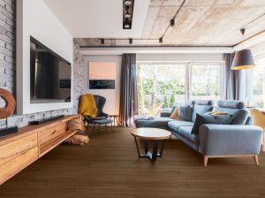 Пол SPC под дерево