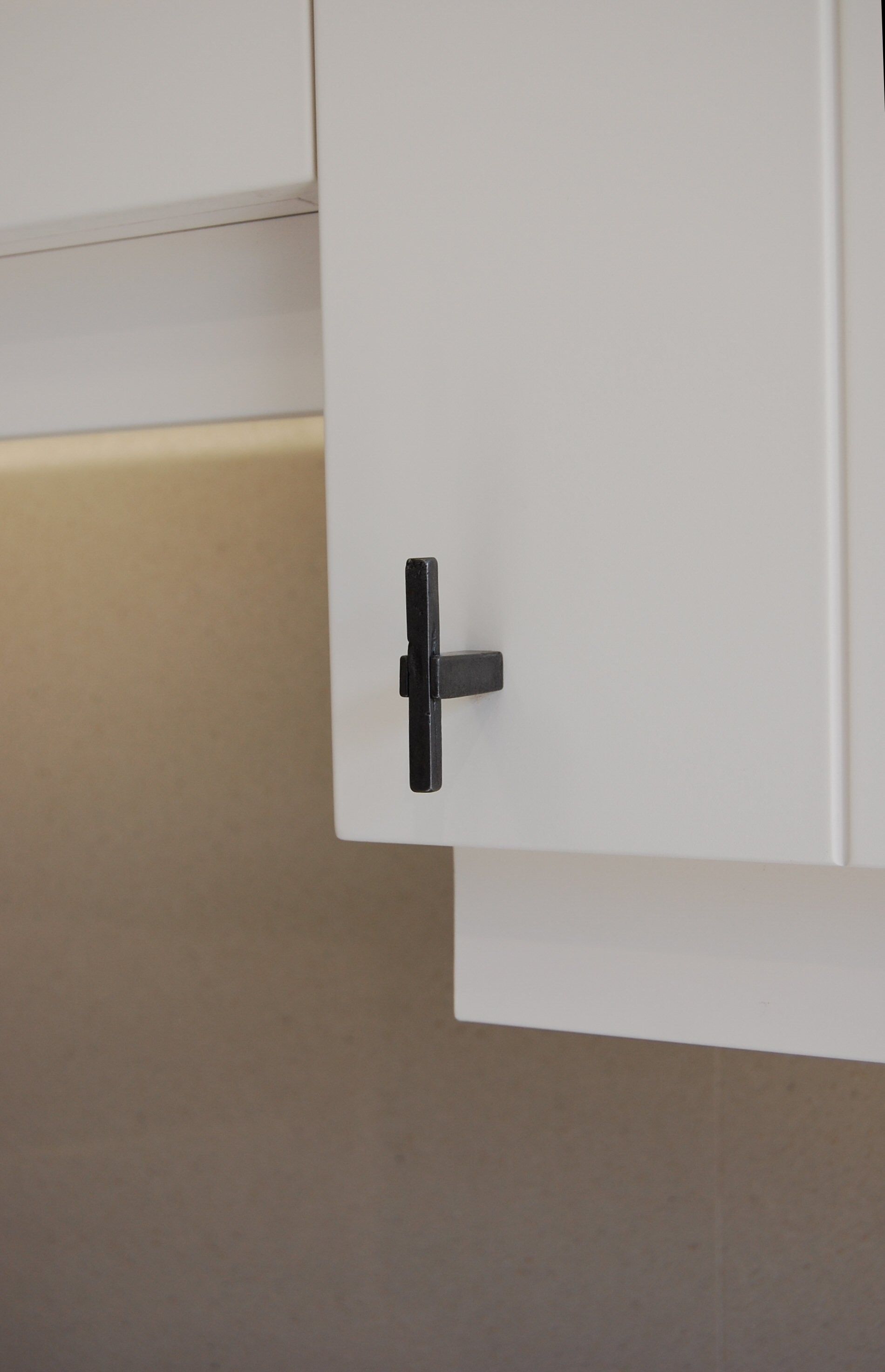 Железная мебельная ручка Dauby Pure® ARCH-00091702 - Вид №1