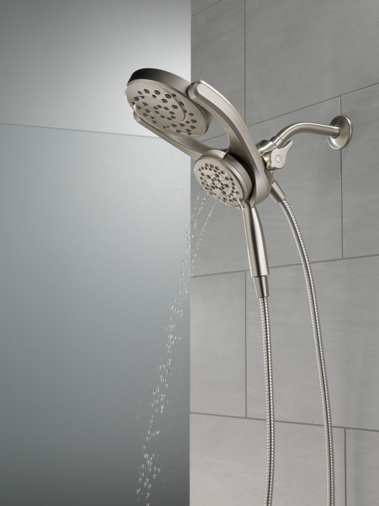 HydroRain® 4-настройка душевая лейка два в одном Delta Faucet 75699SN - Вид №18