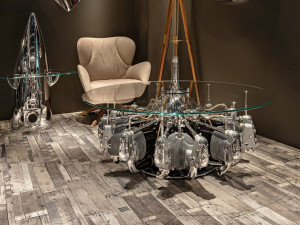 Круглый журнальный столик