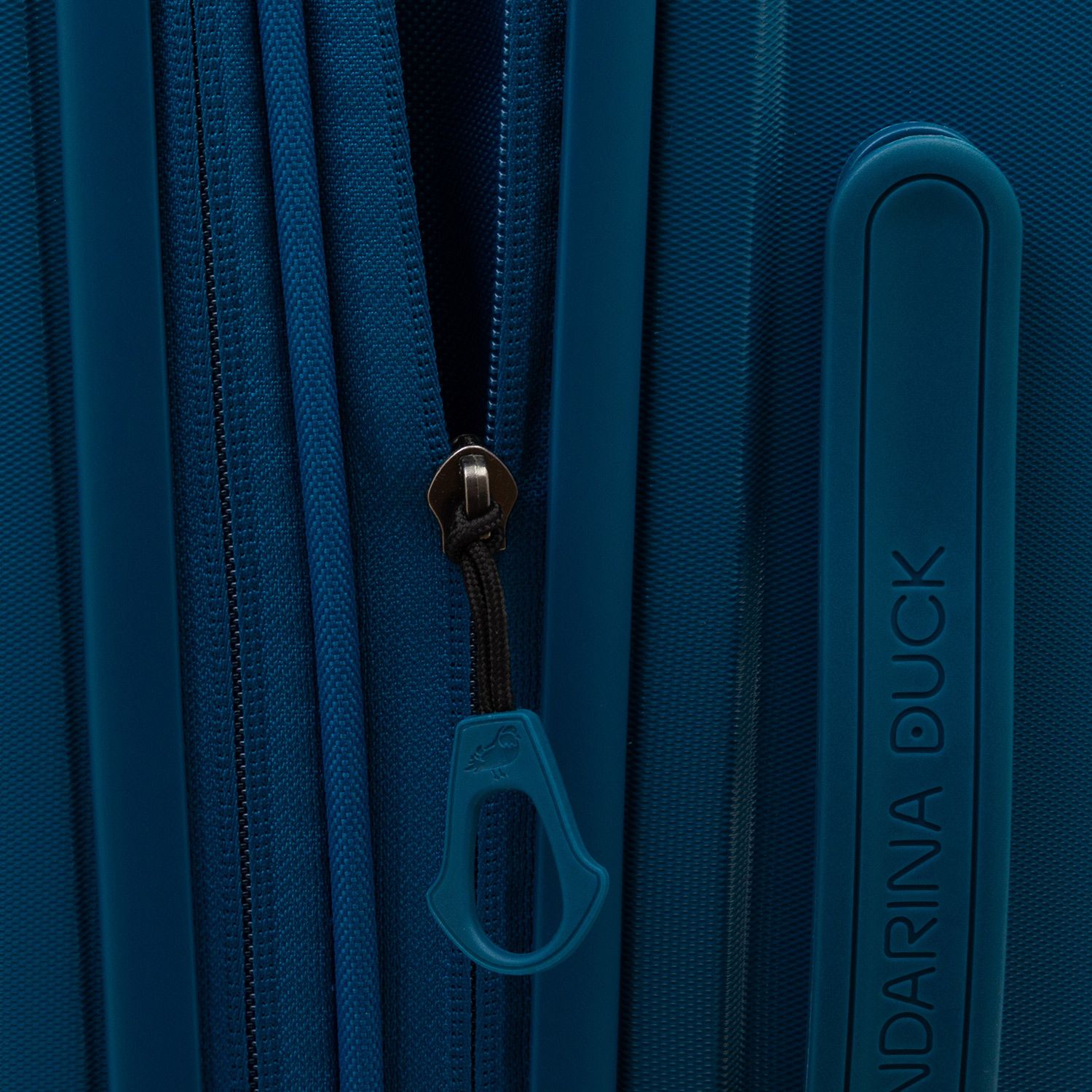 SZV32-22P Чемодан SZV32 Expandable Medium Trolley Mandarina Duck Logoduck+  - Вид №7