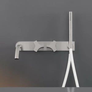 Настенный 2 прогрессивные смесители, установленные для ванной с носиком L. 170 мм и цилиндрическая ручного душа диаметр 18 мм  ZIQ44 CEADESIGN