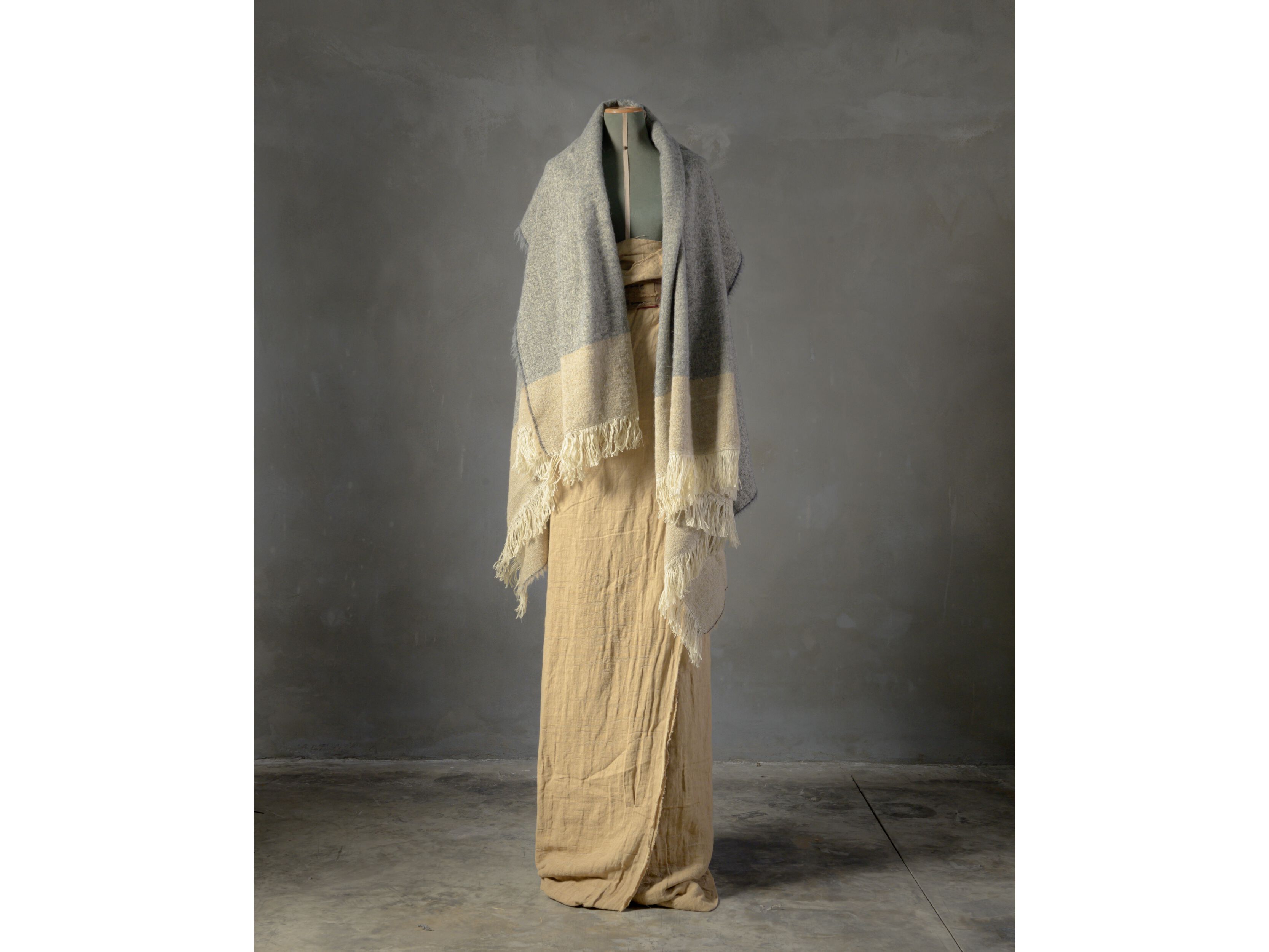 Плед из льна и альпаки The House of Lyria HELA ARCH-00034645 - Вид №4