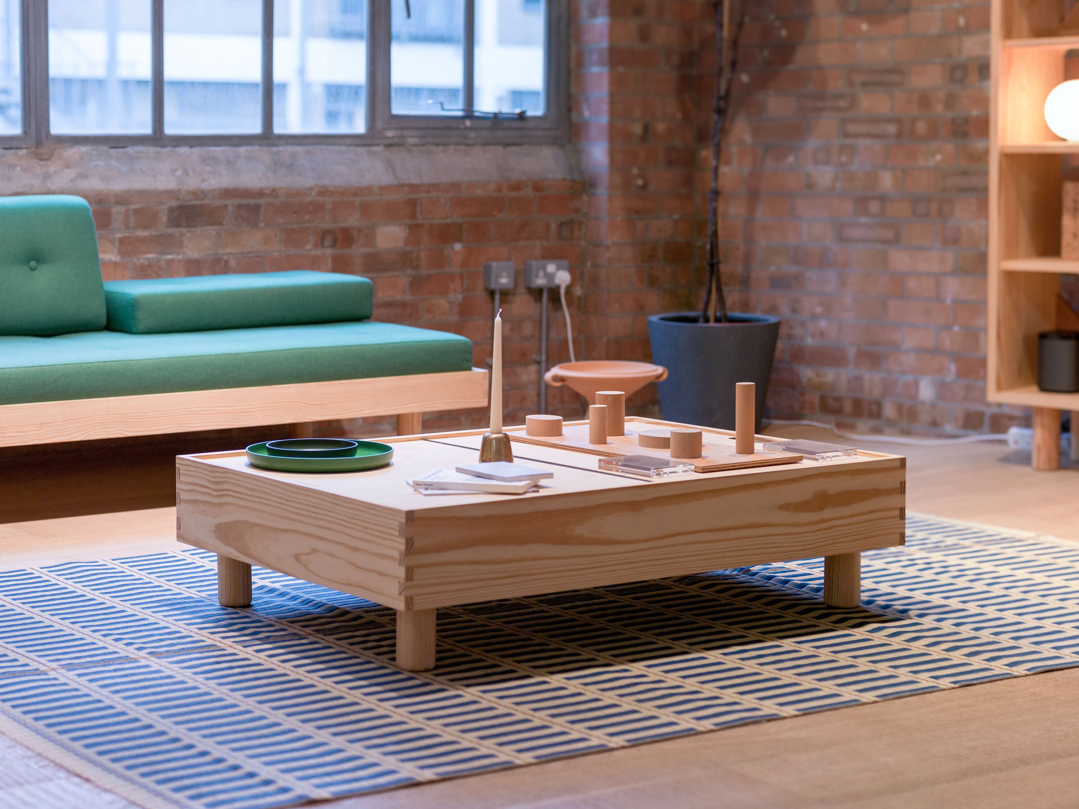 Прямоугольный Сосновый журнальный столик с отсеком для хранения Established&Sons Crate Series ARCH-00141214 - Вид №2