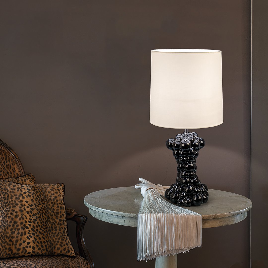 Лампа настольная с белым абажуром черная Frezia Light 90013 FREZIA LIGHT  00-3953630 Белый;черный  - Вид №1