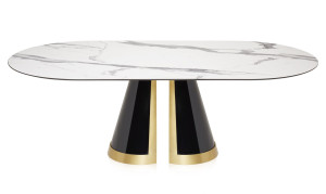 Овальный стол со стальным основанием