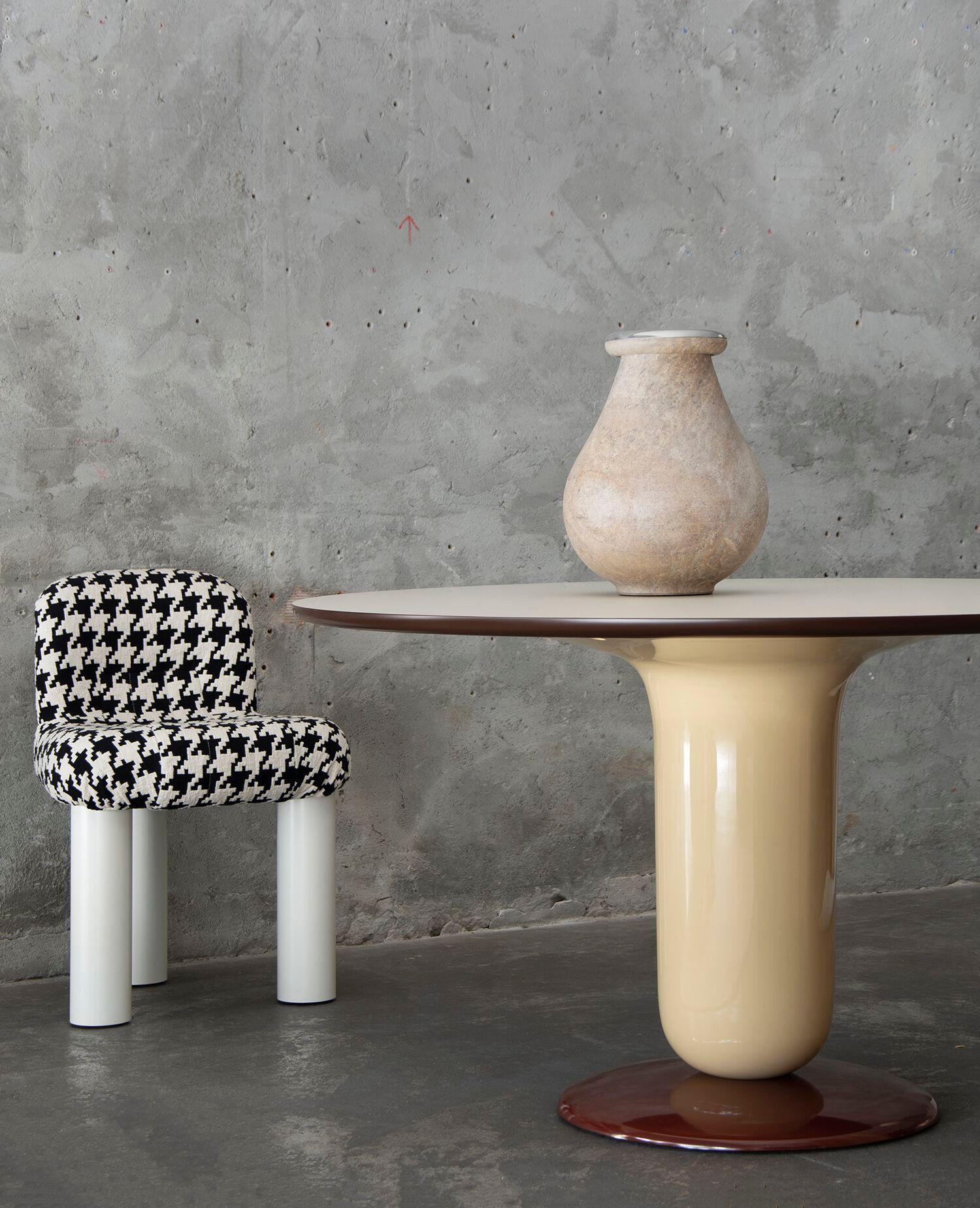 Круглый стол из стекловолокна и столешница Fenix BD Barcelona Explorer ARCH-00033865 - Вид №3