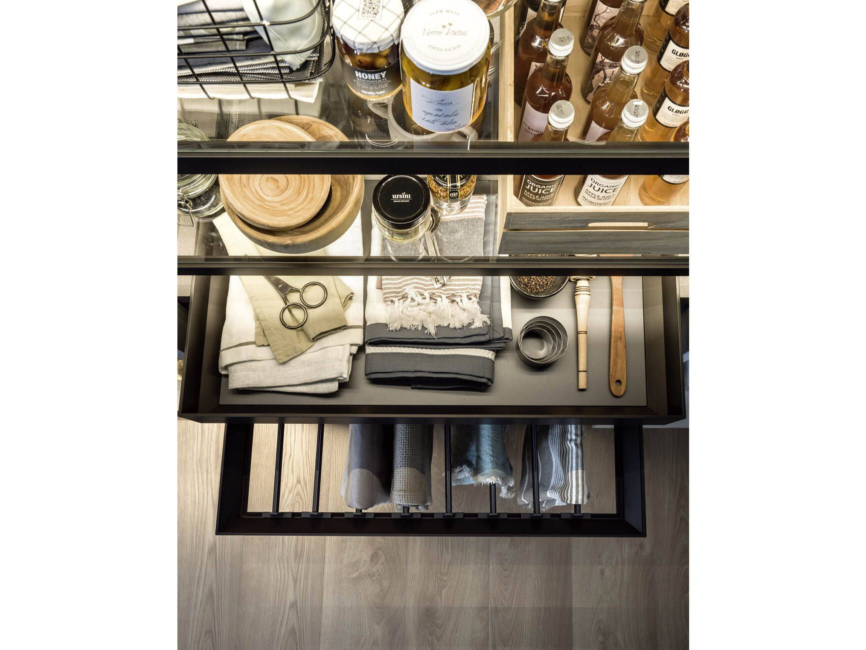 Шкаф с копланарными дверцами Novamobili MIDDLE ARCH-00033154 - Вид №6