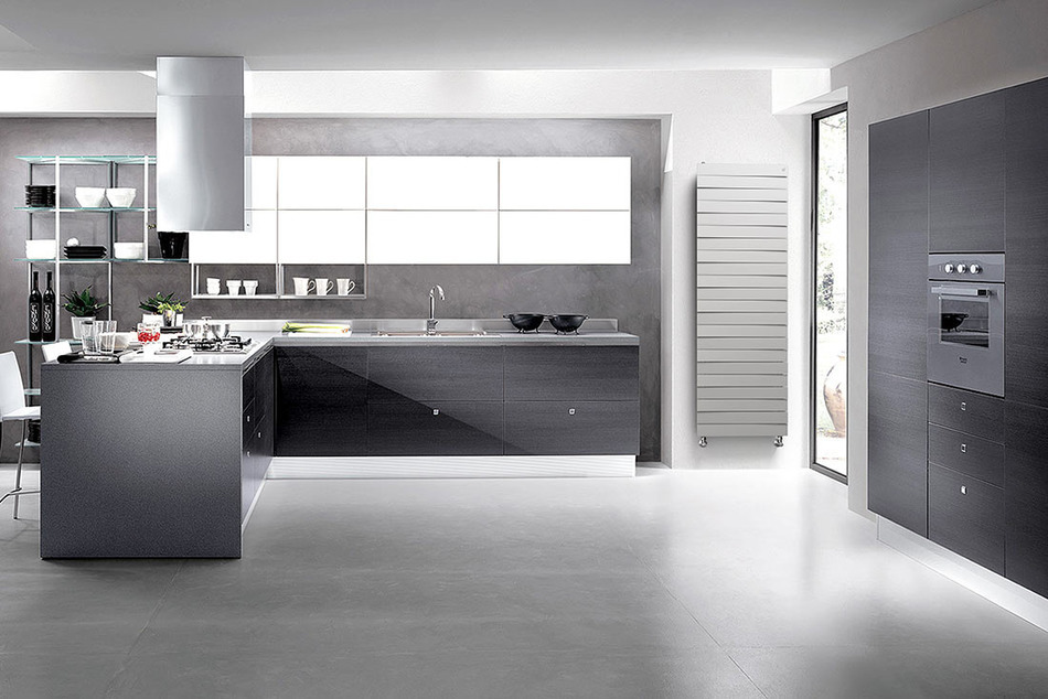 Радиатор биметаллический Royal Thermo PianoForte Tower Bianco Traffico (белый)  - 18 секций sun-id-645960 - Вид №2