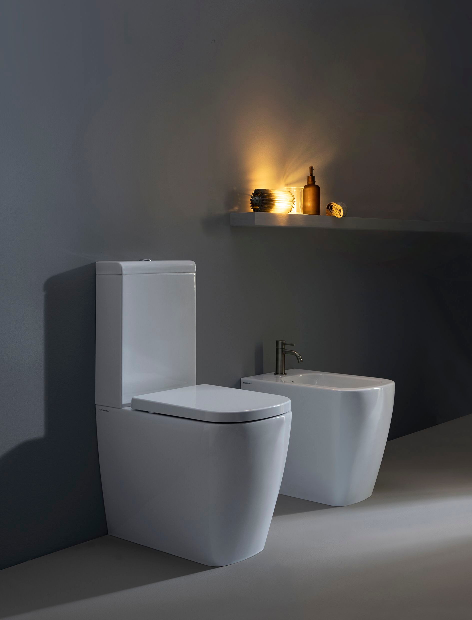 Керамический цельный туалет Ceramica Flaminia Play ARCH-00093940 - Вид №1