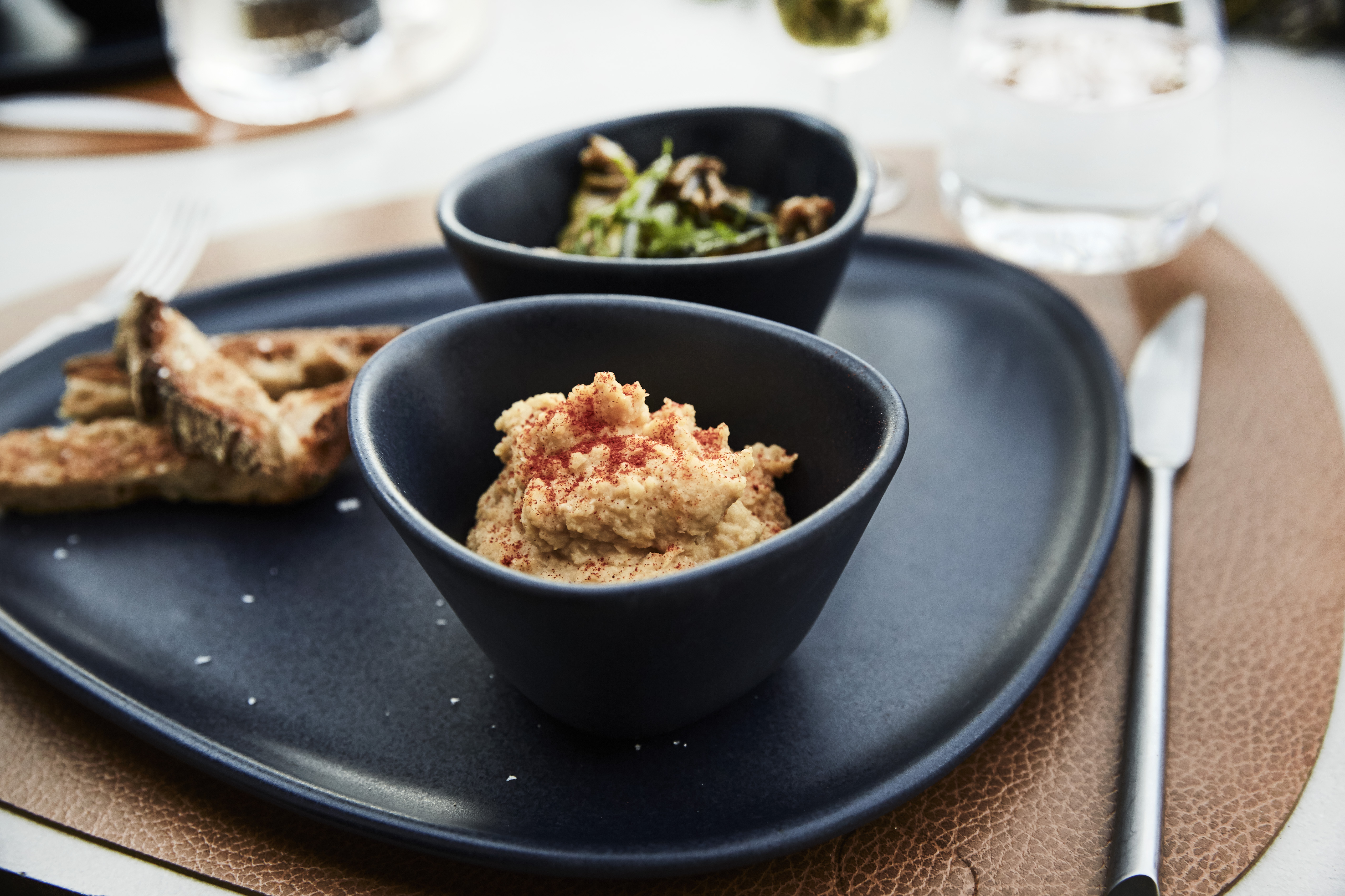 98745 Чаша маленькая 2 шт (11х10х6см) каменная керамика, черная;LIND DNA  - Вид №2