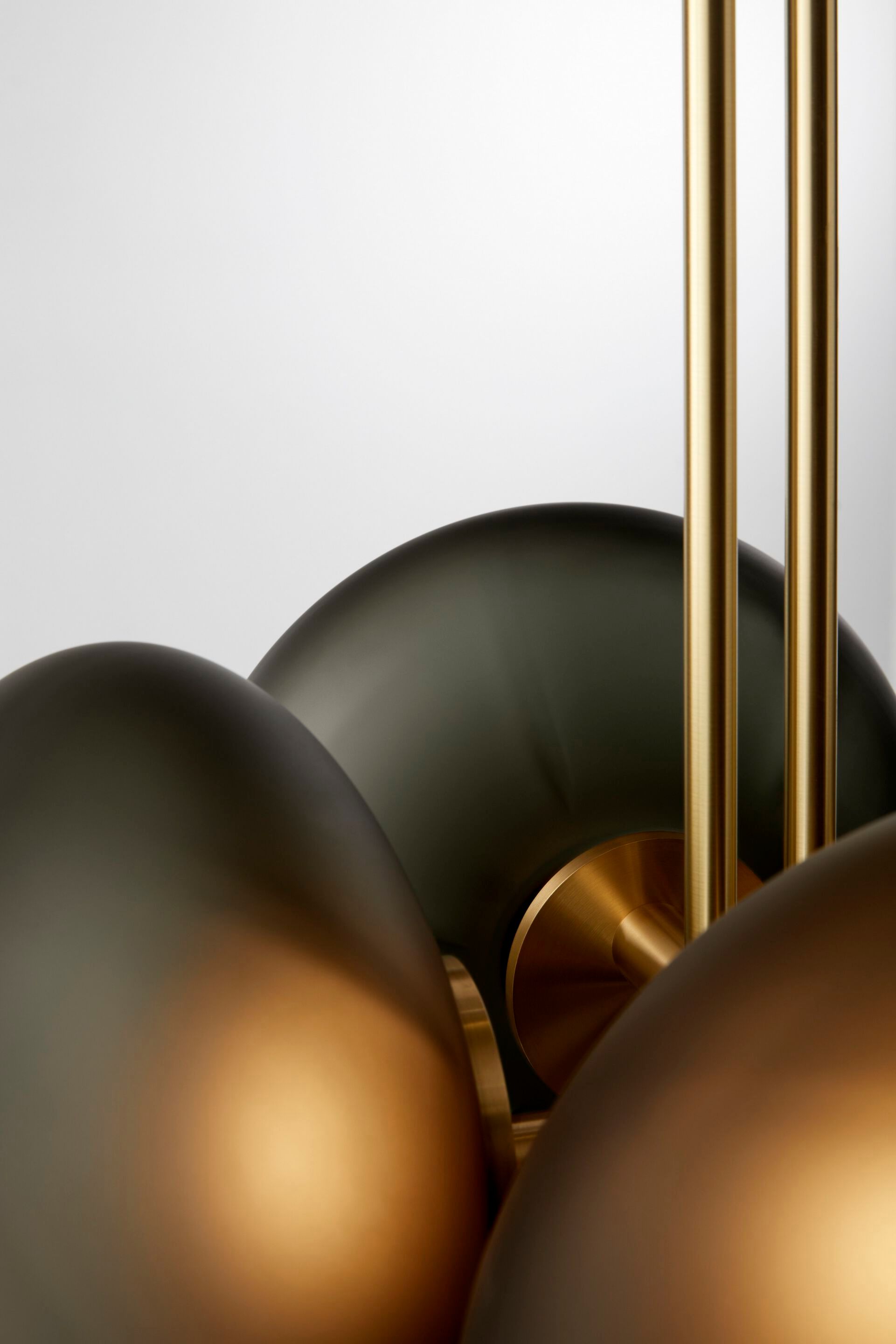 Стеклянный светодиодный подвесной светильник Ross Gardam Aeris ARCH-00116316 - Вид №5