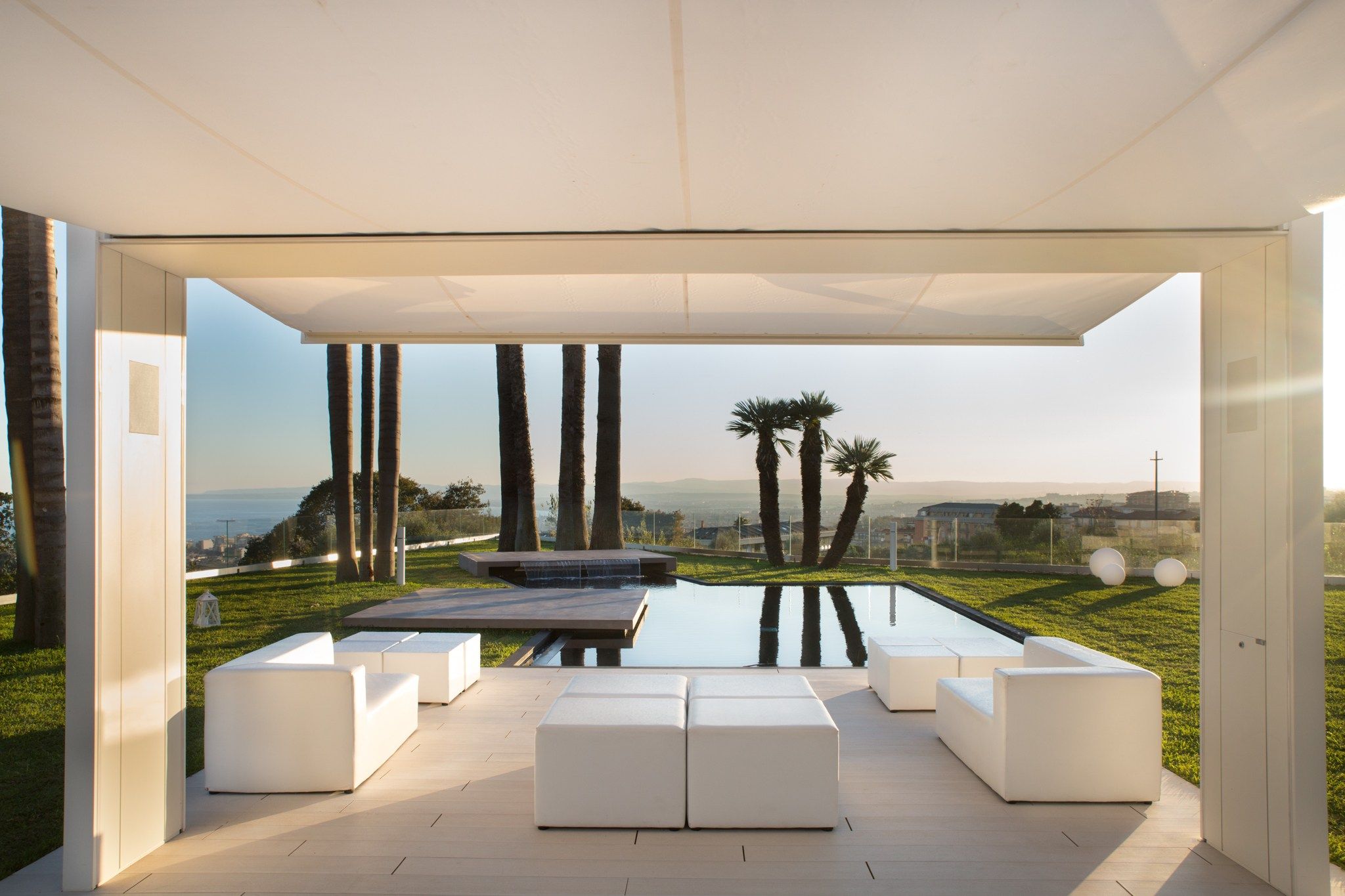 Самонесущий моторизованный козырек от солнца UNOSIDER GATE SHADE ARCH-00152562 - Вид №12