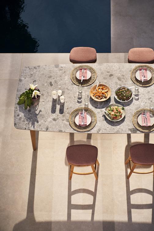 MNST977 Обеденный стол teak nero ⌀80см Manutti Torsa - Вид №6