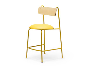 Окрашенный металлический табурет со встроенной подушкой из искусственной кожи и спинкой