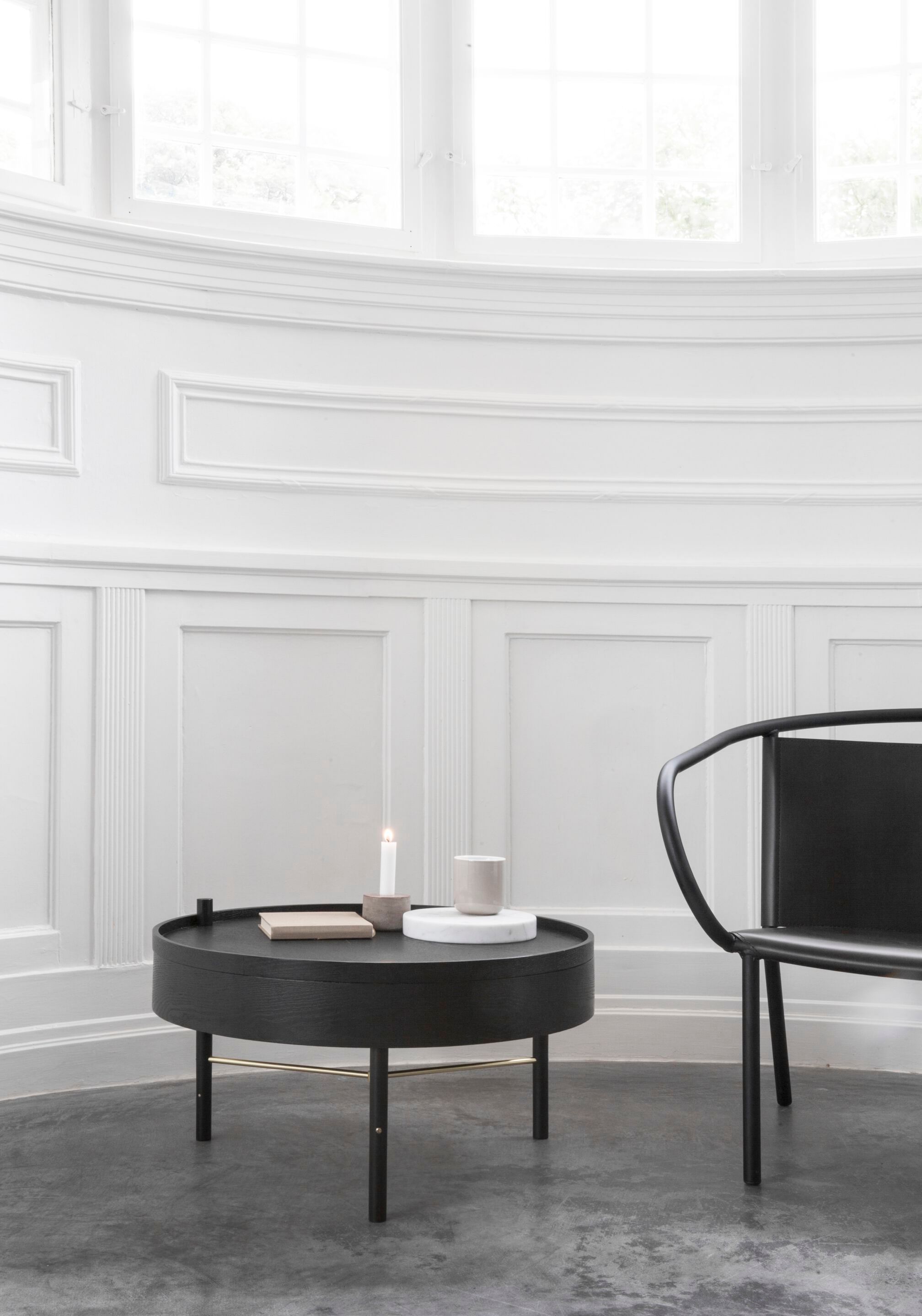 Деревянный круглый журнальный столик с отсеком для хранения Audo Copenhagen TURNING TABLE ARCH-00152144 - Вид №9