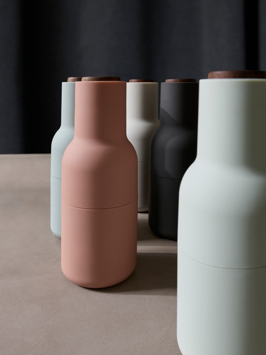 4415399 MENU Мельница для бутылок, 2 предмета Углерод / Ясень с. Крышка бук  - Вид №7