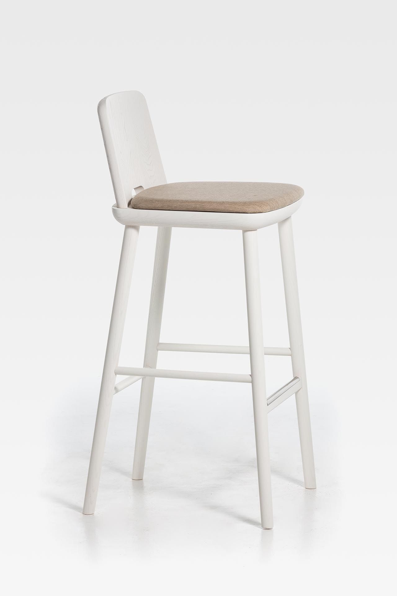 Высокий стул из ясеня с мягким сиденьем SIPA планшет ARCH-00110006 - Вид №7