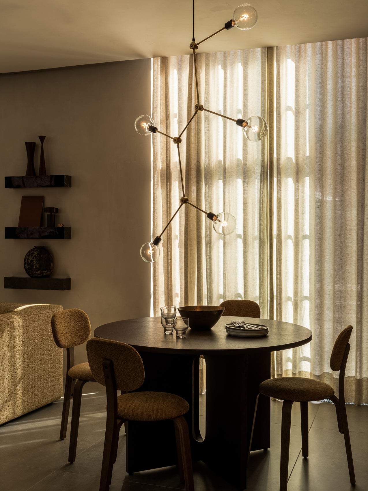 5709262043170 Afteroom Plus, Обеденный стул на деревянной основе, обитый LuceLight  - Вид №3