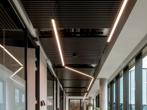 Алюминиевый профиль линейного освещения с порошковым покрытием