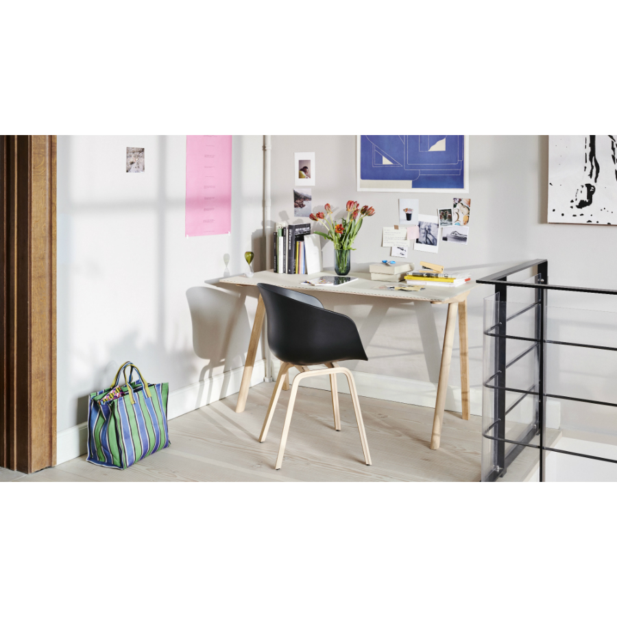 Стул AAC22 мягкий, черный с черными ножками Hay 222222130 - Вид №3